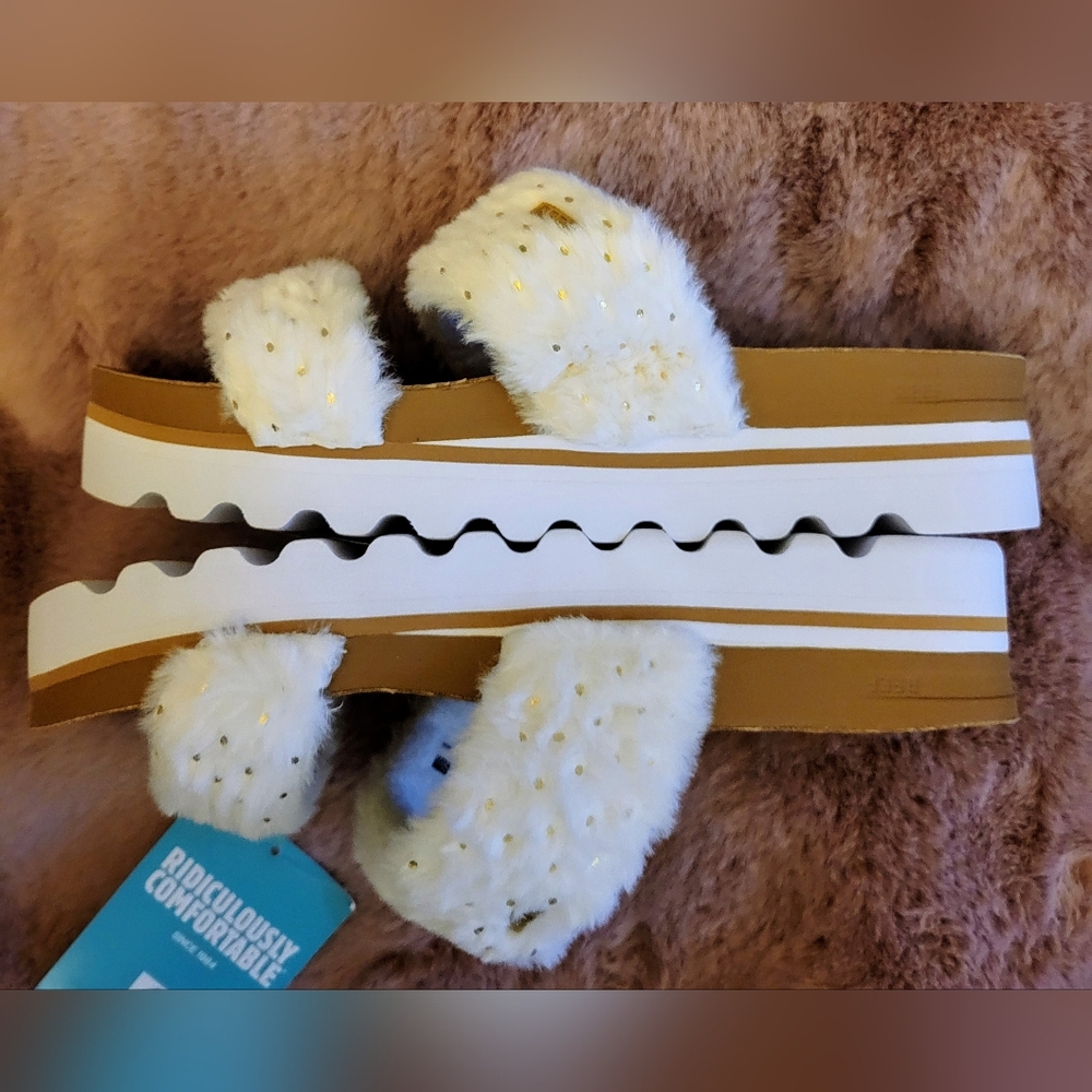 NEW Reef Cushion Vista Fuzzy Cork Slides Faux Fur White Beachy Size 10 - Picture 6 of 10
